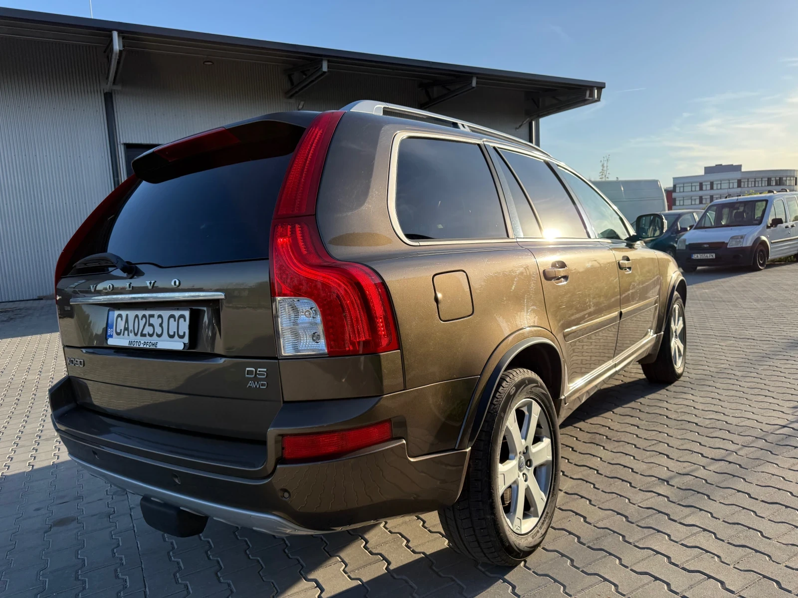 Volvo Xc90, снимка 4 - Автомобили и джипове - 54335915
