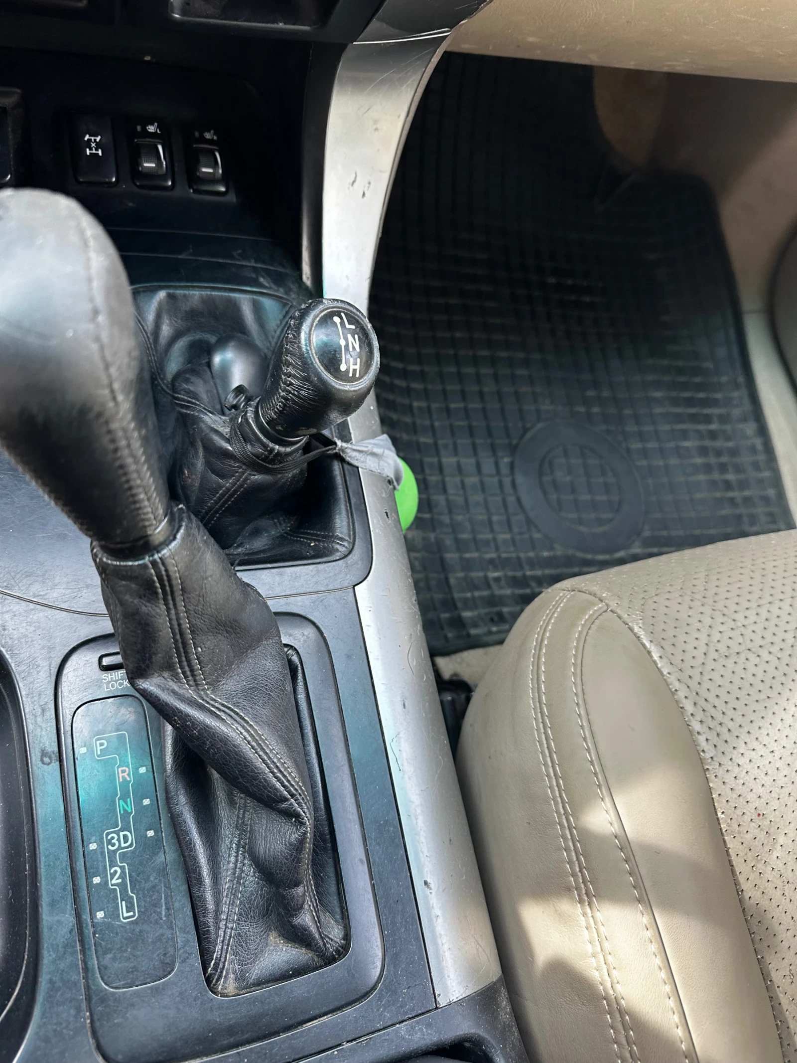 Toyota Land cruiser 120, снимка 10 - Автомобили и джипове - 54622305