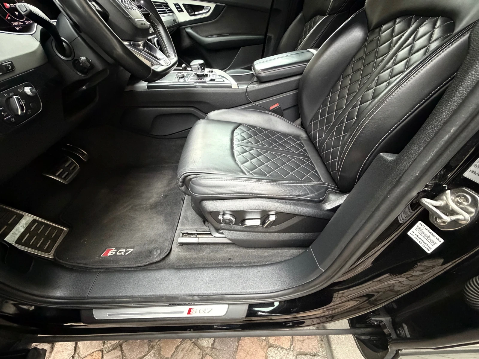 Audi SQ7  Matrix 6+ 1 , снимка 13 - Автомобили и джипове - 56618404