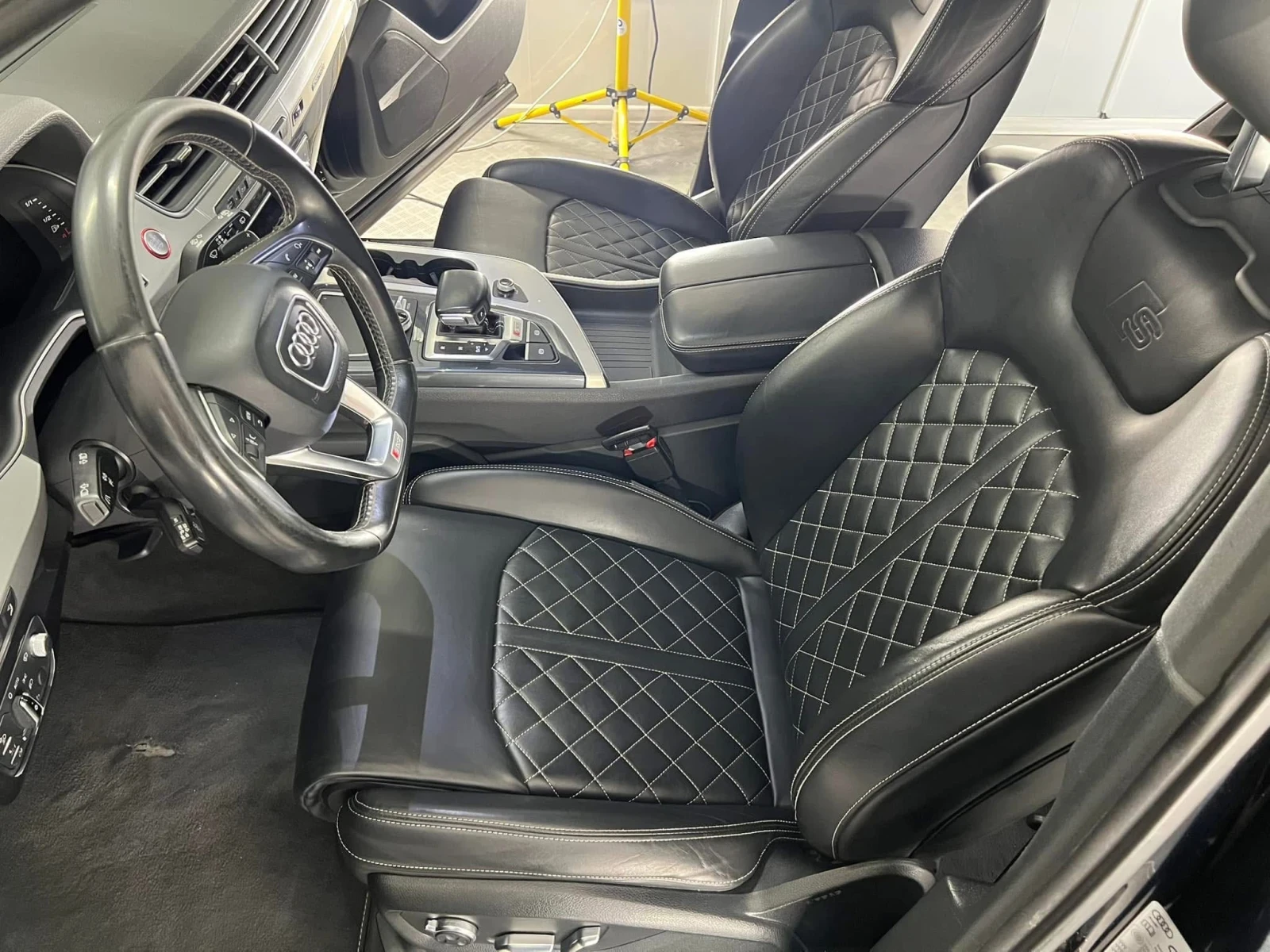 Audi SQ7 Audi SQ7 Matrix 6+ 1 , снимка 8 - Автомобили и джипове - 54684743