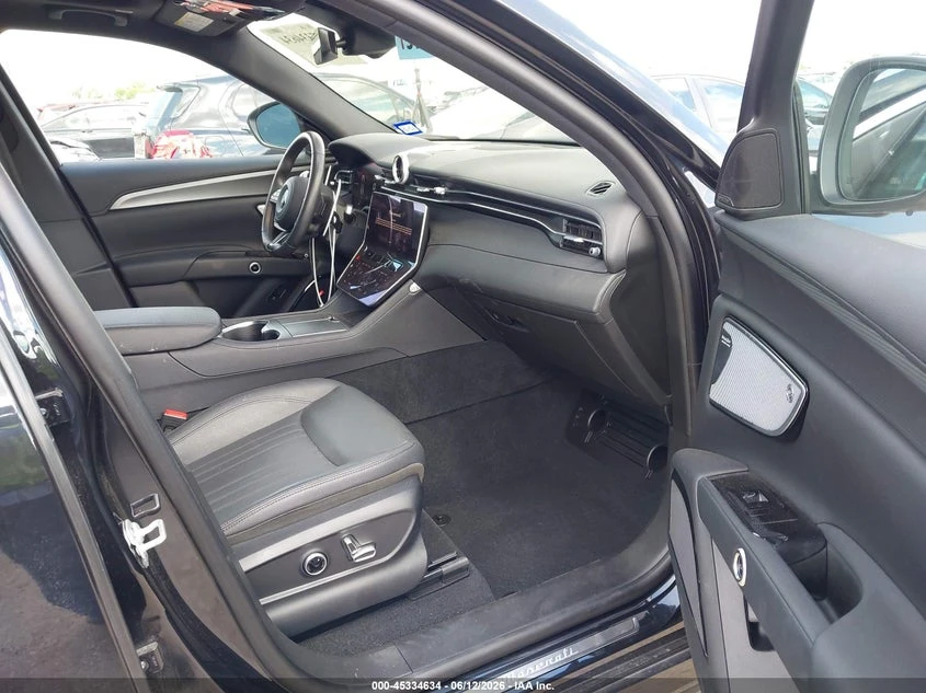 Maserati Grecale 2.0l Gt, снимка 5 - Автомобили и джипове - 54951706