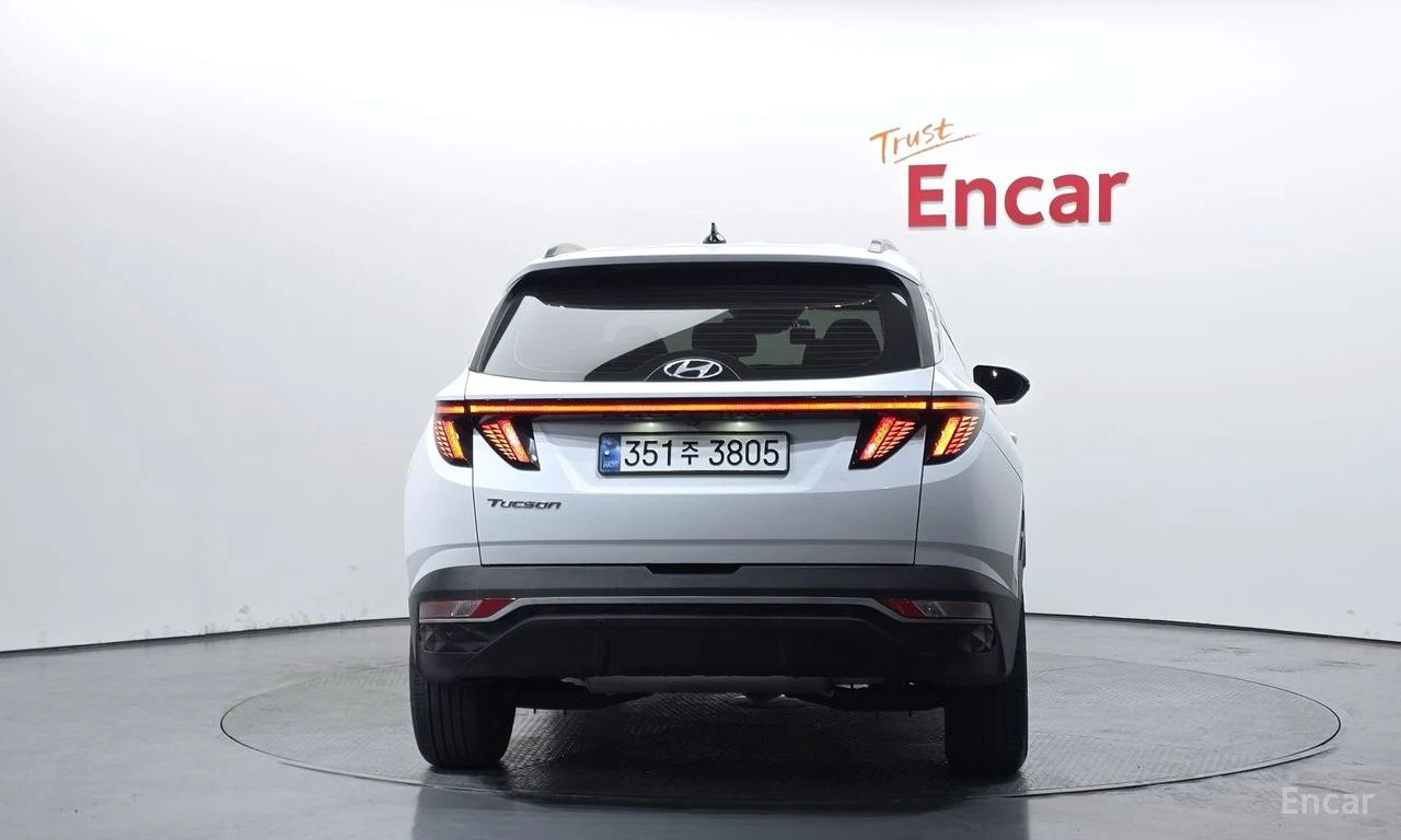 Hyundai Tucson 1.6 Hybrid* DISTRONIC* ПОДГРЕВ* ОБДУХВАНЕ* КАМЕРА*, снимка 4 - Автомобили и джипове - 55318700
