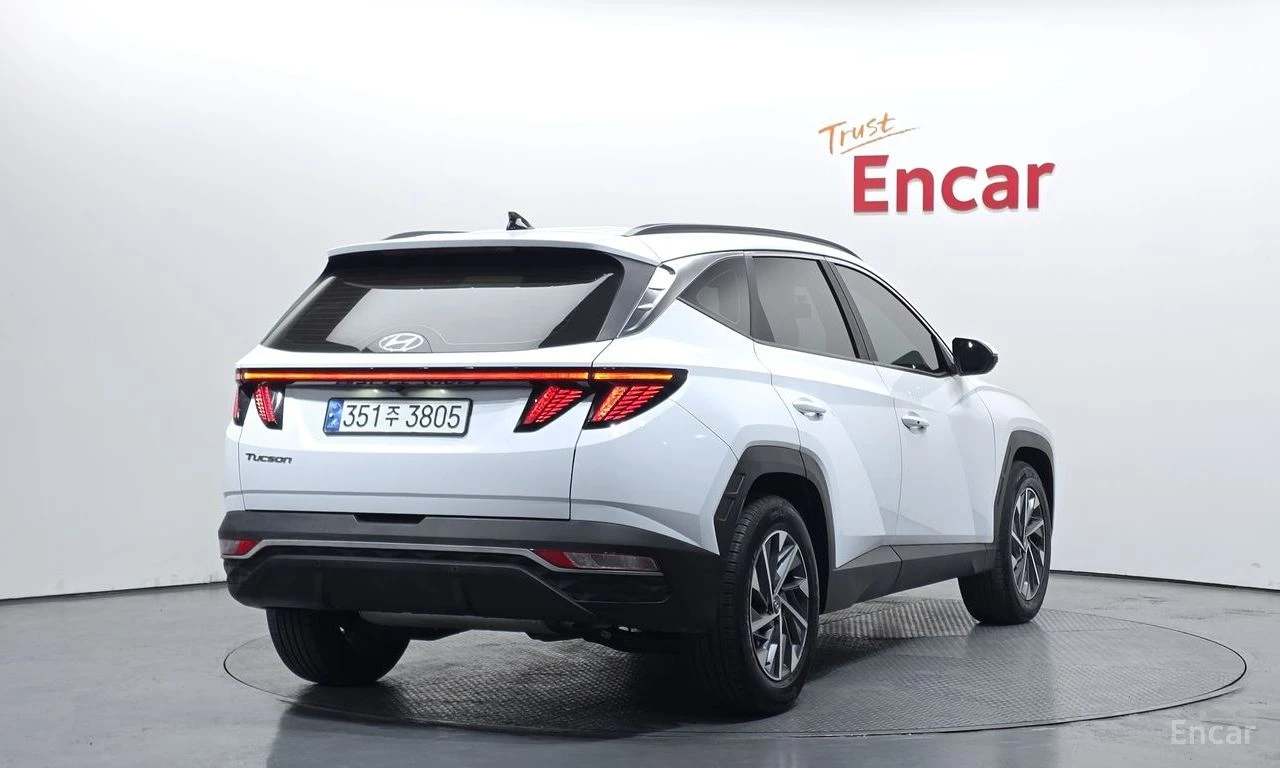 Hyundai Tucson 1.6 Hybrid* DISTRONIC* ПОДГРЕВ* ОБДУХВАНЕ* КАМЕРА*, снимка 3 - Автомобили и джипове - 55318700