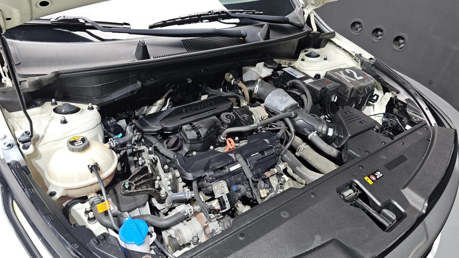Kia Sportage 1.6 T-GDI Trendy | Adaptive Cruise | LED, снимка 8 - Автомобили и джипове - 55546379