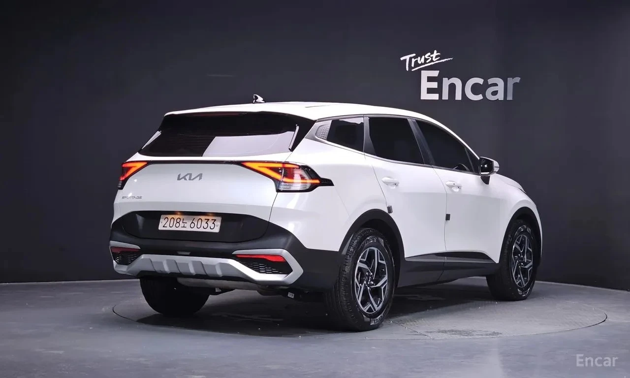 Kia Sportage 1.6 T-GDI Trendy | Adaptive Cruise | LED, снимка 2 - Автомобили и джипове - 55546379