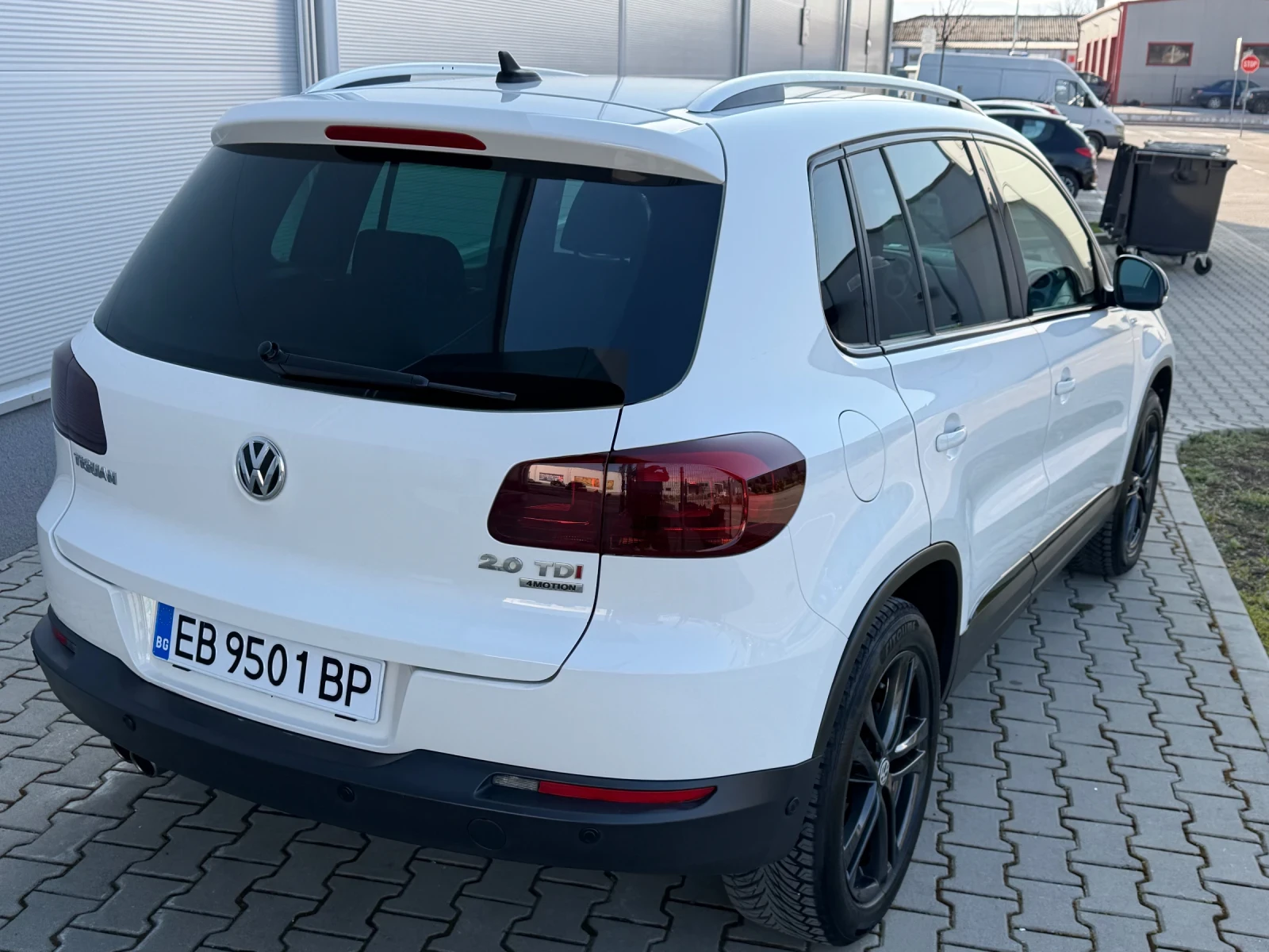 VW Tiguan 2.0 TDI 177 4x4, снимка 6 - Автомобили и джипове - 55750849