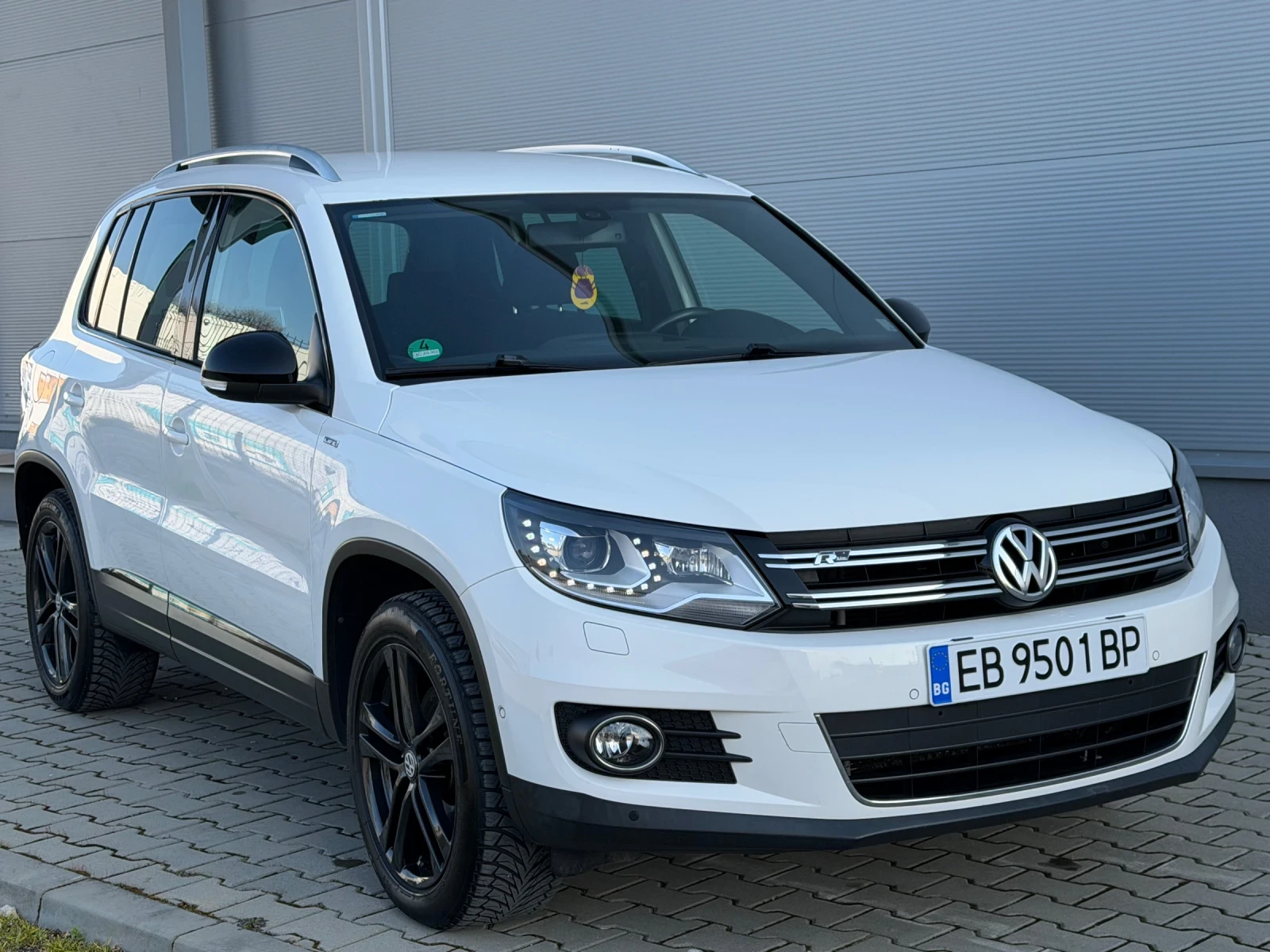 VW Tiguan 2.0 TDI 177 4x4, снимка 3 - Автомобили и джипове - 55750849