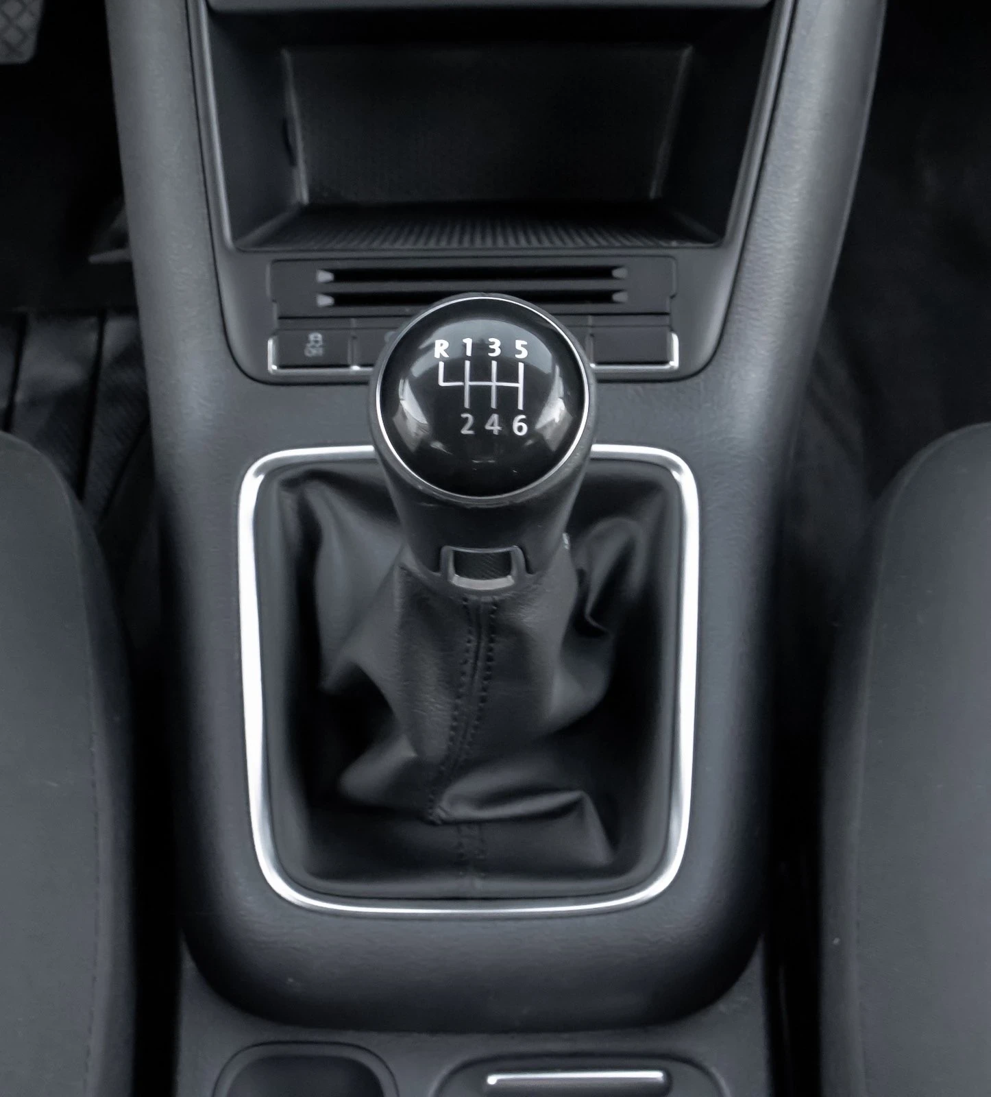 VW Tiguan 2.0 TDI | Mobile.bg � ����������� 12