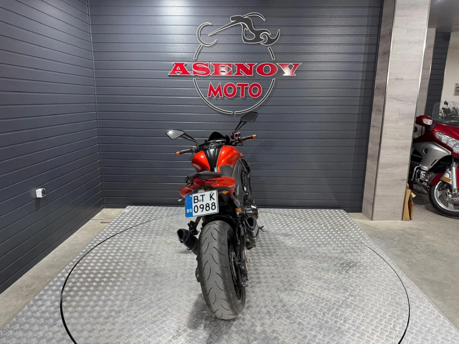 Kawasaki Z ORANGE BOMB - изображение 7