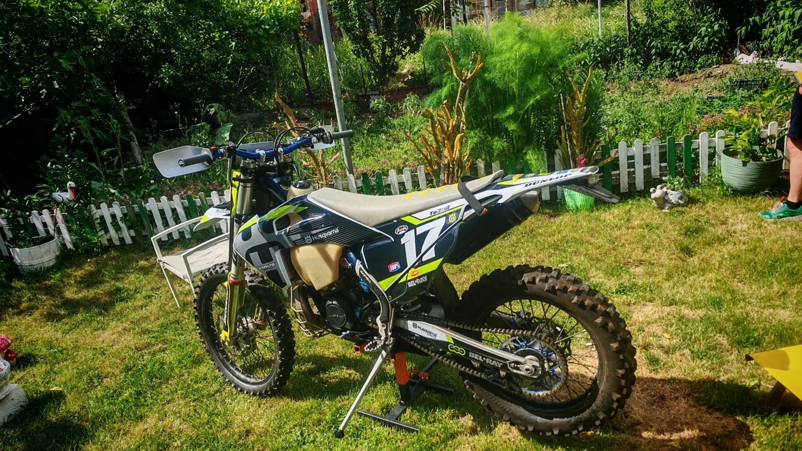 Husqvarna TE 300TE, снимка 3 - Мотоциклети и мототехника - 54660653