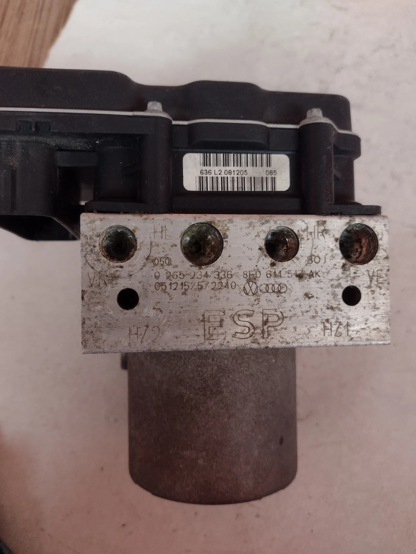 8E0 910 517 D 8E0910517D  0265950474 ABS   AUDI A4 B7  8E0614517AK 0265234336 | Mobile.bg   3