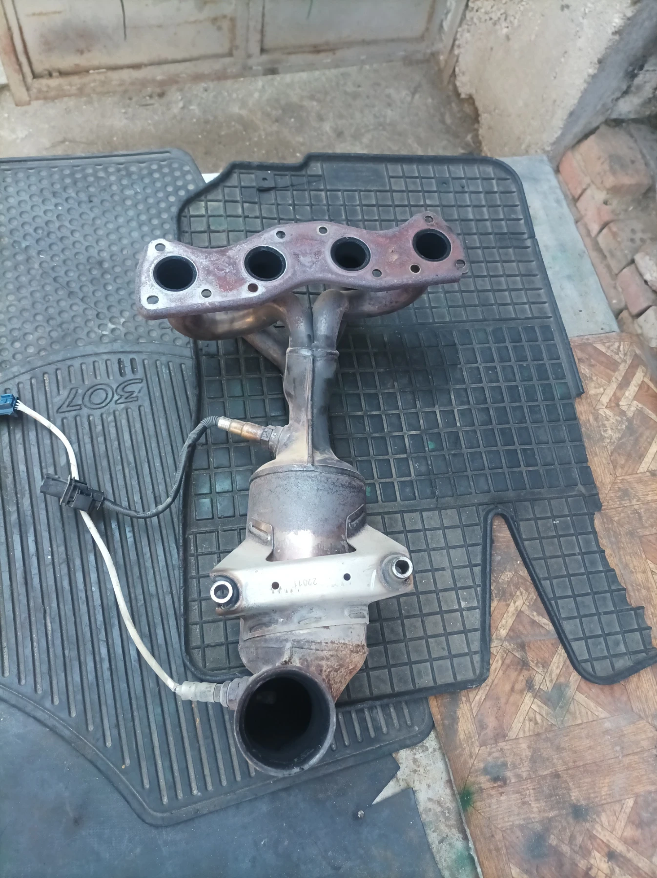    308 1.6 . 120 . 2011 . | Mobile.bg   6