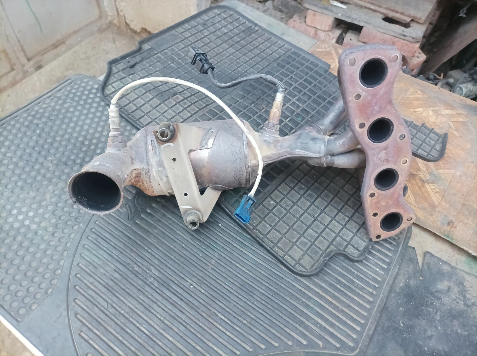    308 1.6 . 120 . 2011 . | Mobile.bg   3