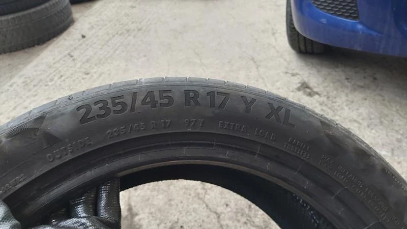 Гуми Летни 235/45R17, снимка 7 - Гуми и джанти - 28488419