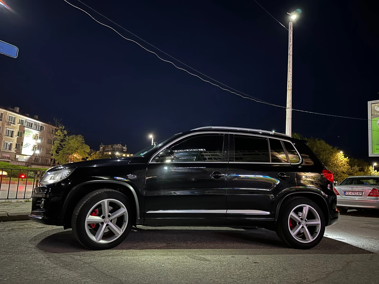 Гуми с джанти Hankook 235/50R18, снимка 2 - Гуми и джанти - 54356161