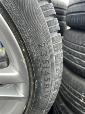 Гуми с джанти Dunlop 235/45R19, снимка 3 - Гуми и джанти - 47472519