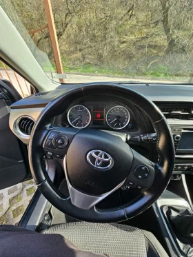 Toyota Auris 1.6 VVTi, бензин, снимка 8