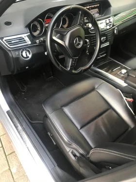 Mercedes-Benz E 220, снимка 7