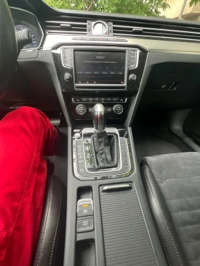 VW Passat Highline, 4motion, Digital Cockpit, R-Line, снимка 6