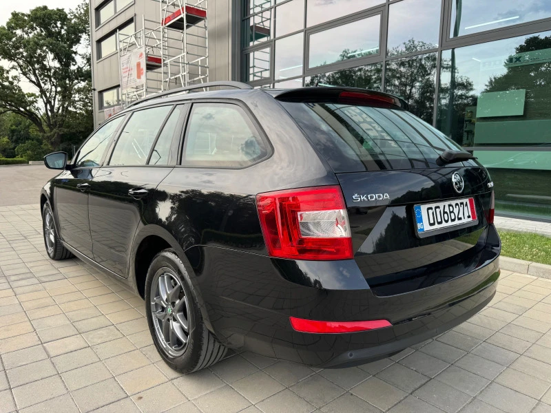 Skoda Octavia * Navi* Assist line* ParkPilot* ESC* 187000км.Обсл, снимка 5 - Автомобили и джипове - 46453593