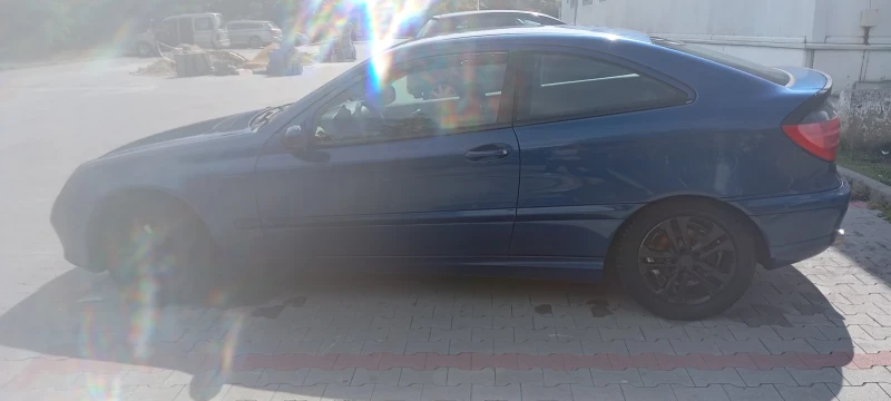 Mercedes-Benz C 180, снимка 4 - Автомобили и джипове - 47236699