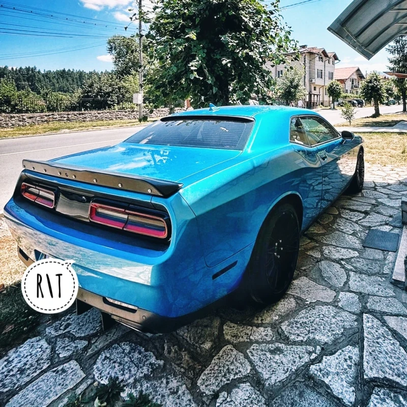 Dodge Challenger R/T Plus, снимка 4 - Автомобили и джипове - 47677314