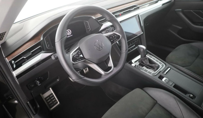 VW Arteon 2.0TDI/150HP/SHOOTING-BRAKE/ELEGANCE/ACC/TSR/580b, снимка 13 - Автомобили и джипове - 48248847