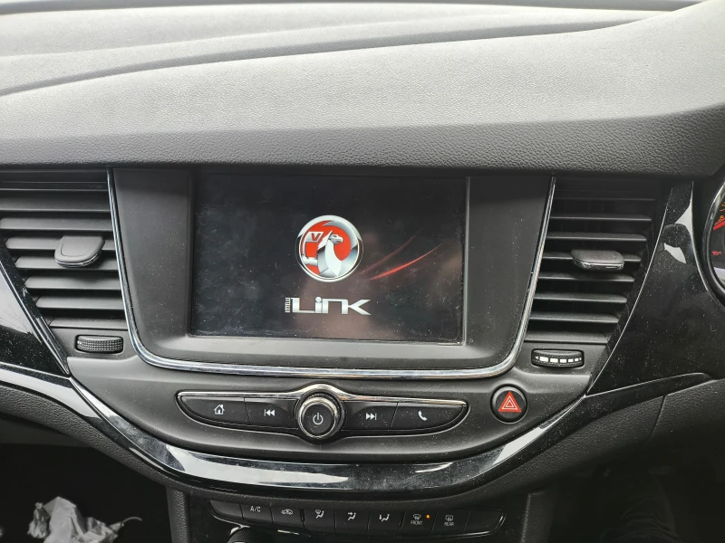 Opel Astra 1.6cdti, снимка 13 - Автомобили и джипове - 48706923