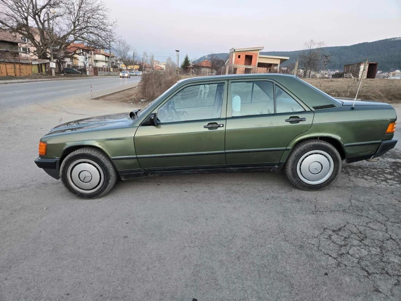 Mercedes-Benz 190, снимка 2 - Автомобили и джипове - 49057384