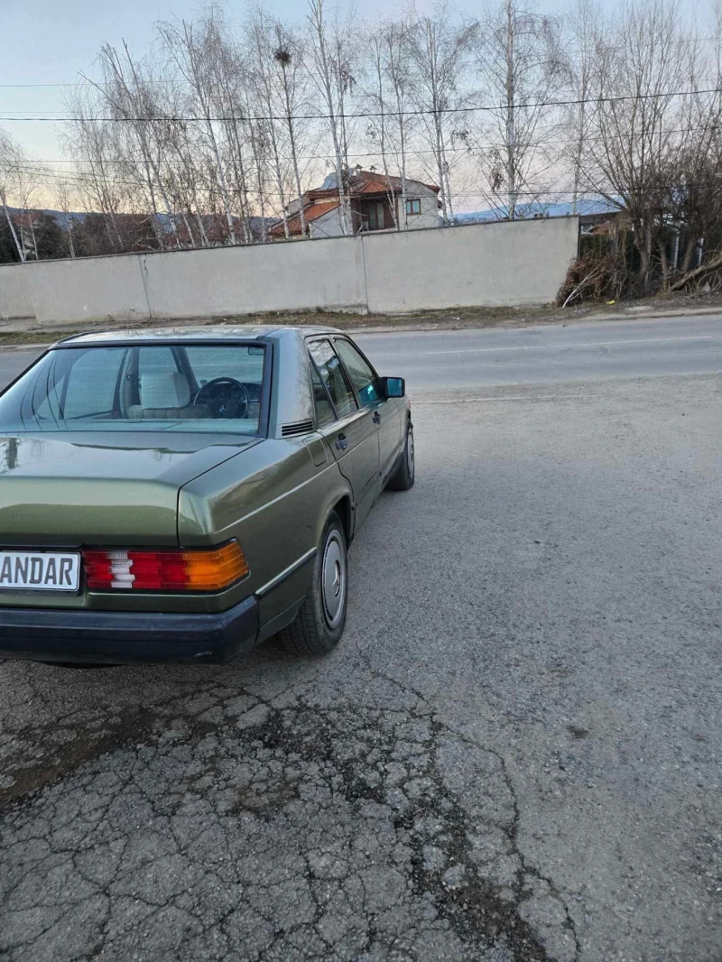 Mercedes-Benz 190, снимка 6 - Автомобили и джипове - 49057384