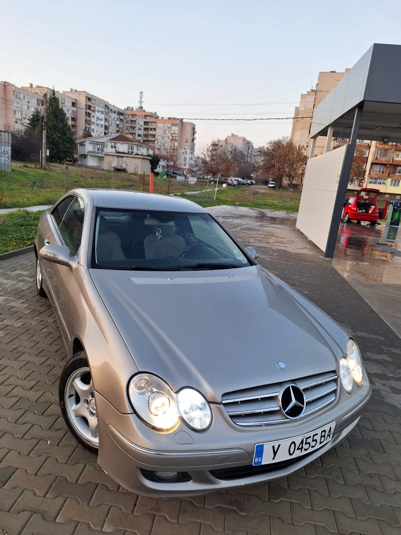 Mercedes-Benz CLK Колата разполага с мултиволан с ел прибиране на ог, снимка 3 - Автомобили и джипове - 49487240