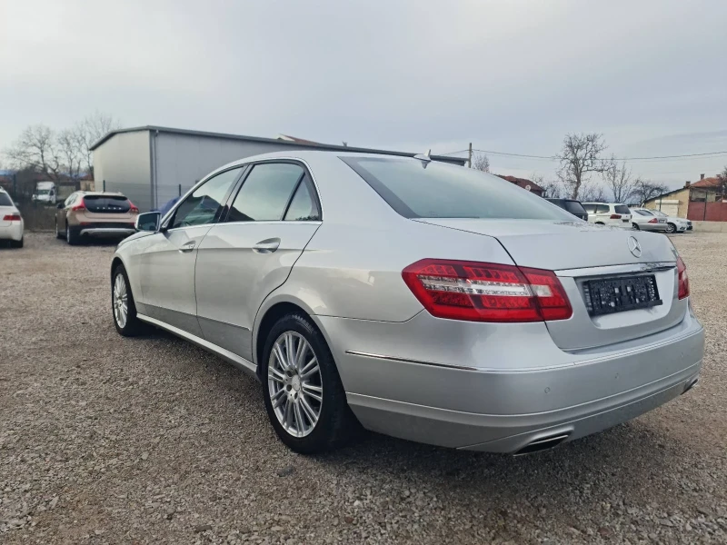 Mercedes-Benz E 500 СЕДАН Задно предаване, снимка 3 - Автомобили и джипове - 51352607