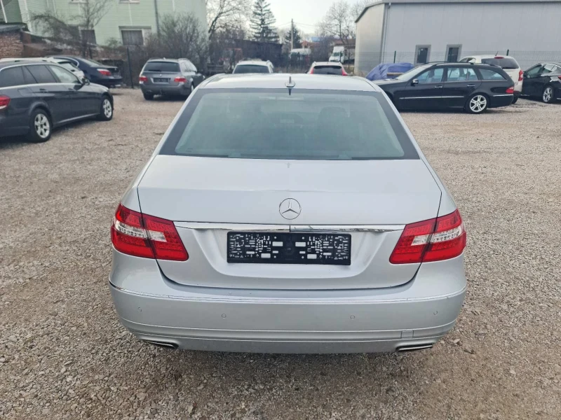 Mercedes-Benz E 500 СЕДАН Задно предаване, снимка 4 - Автомобили и джипове - 51352607