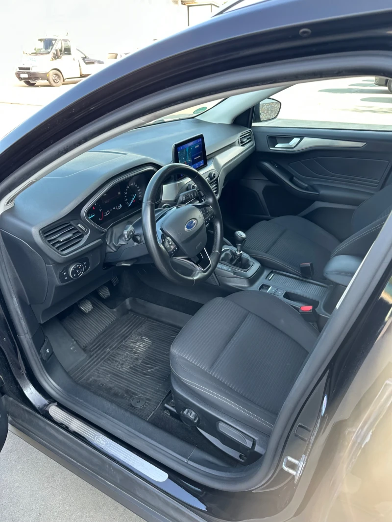 Ford Focus Регистрирана , снимка 5 - Автомобили и джипове - 50633488