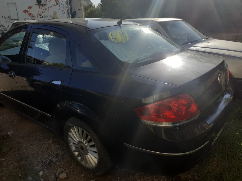 Fiat Punto 1.3 mjet (Linea), снимка 9 - Автомобили и джипове - 51823939