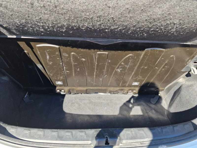 Toyota Aygo 1.0VVTI , снимка 14 - Автомобили и джипове - 52066844