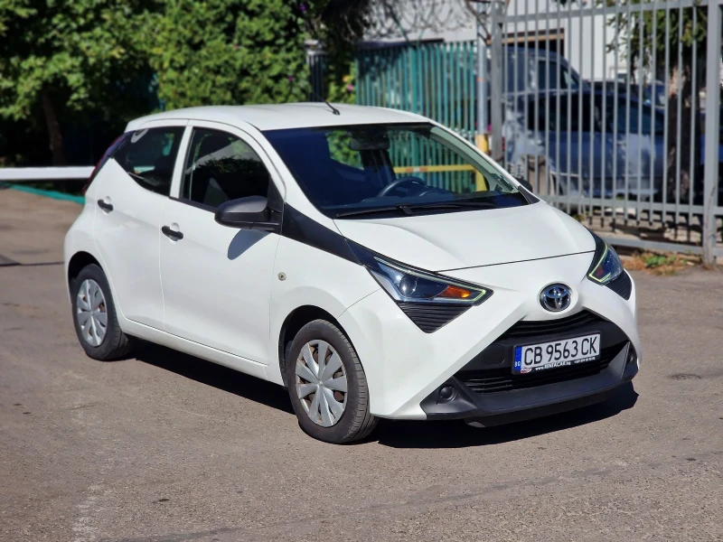 Toyota Aygo 1.0VVTI , снимка 3 - Автомобили и джипове - 52066844