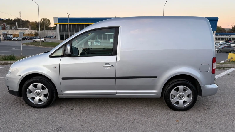 VW Caddy 1.9 tdi NAVI, снимка 8 - Автомобили и джипове - 52229710