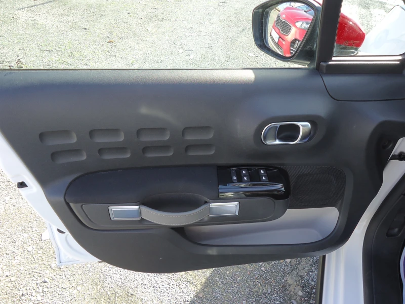 Citroen C3 1.6 BlueHDI, снимка 8 - Автомобили и джипове - 52493480