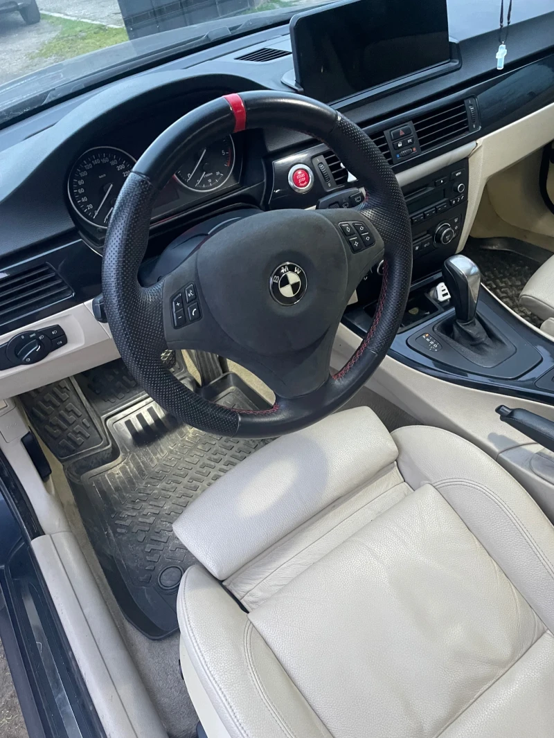 BMW 330, снимка 12 - Автомобили и джипове - 52965649