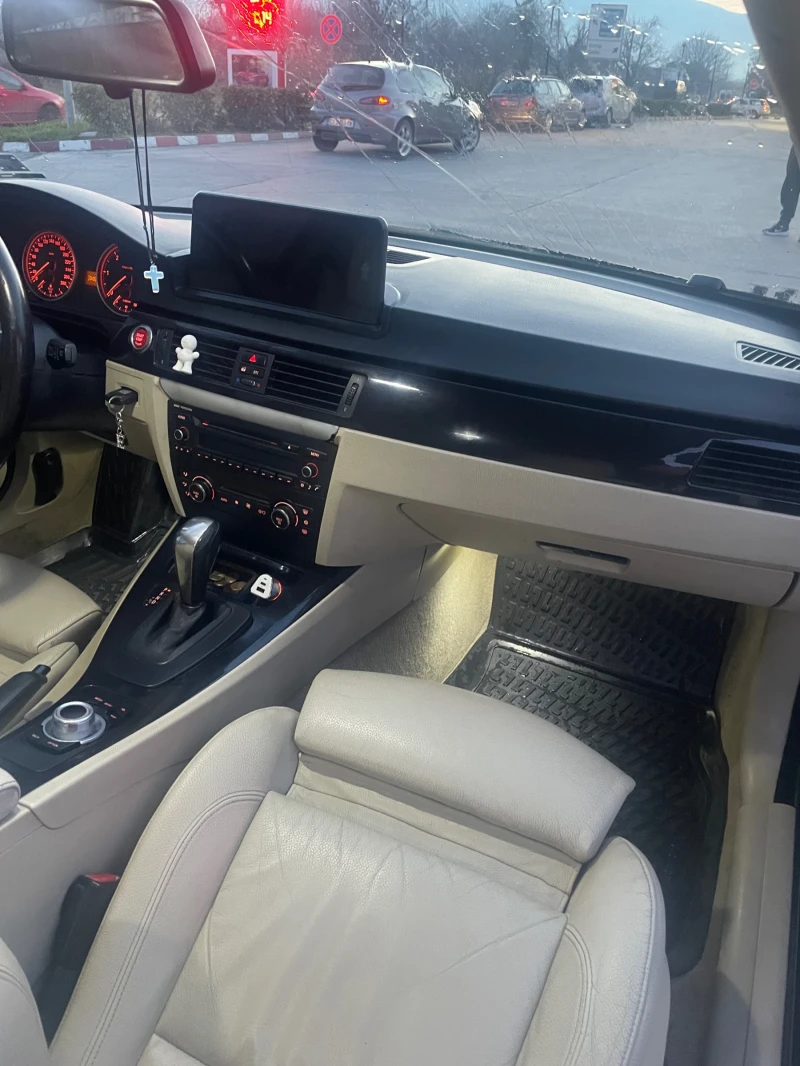 BMW 330, снимка 3 - Автомобили и джипове - 52965649