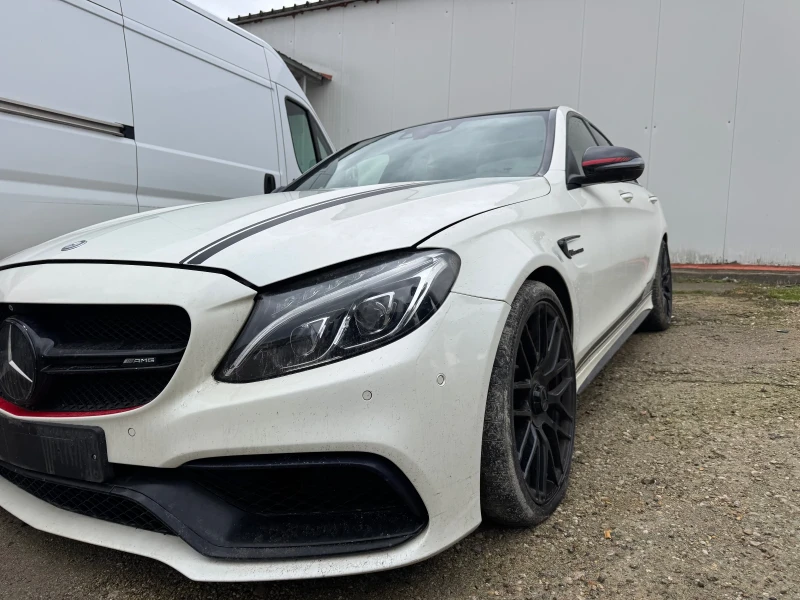 Mercedes-Benz C 63 AMG Edition 1 3бр НА ЧАСТИ, снимка 2 - Автомобили и джипове - 53396540
