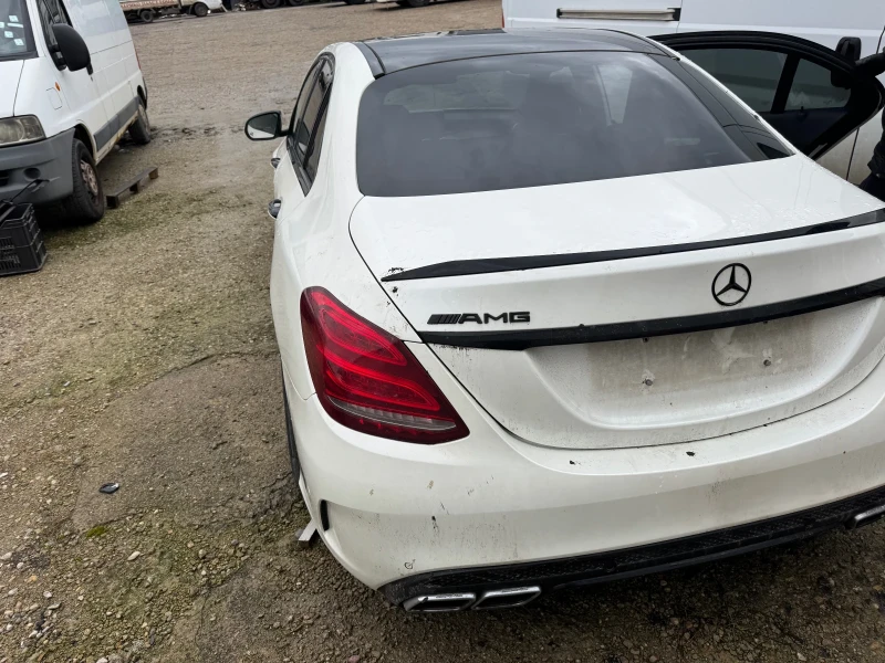 Mercedes-Benz C 63 AMG Edition 1 3бр НА ЧАСТИ, снимка 4 - Автомобили и джипове - 53396540