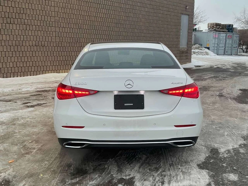 Mercedes-Benz C 300 CARFAX, снимка 3 - Автомобили и джипове - 53591560