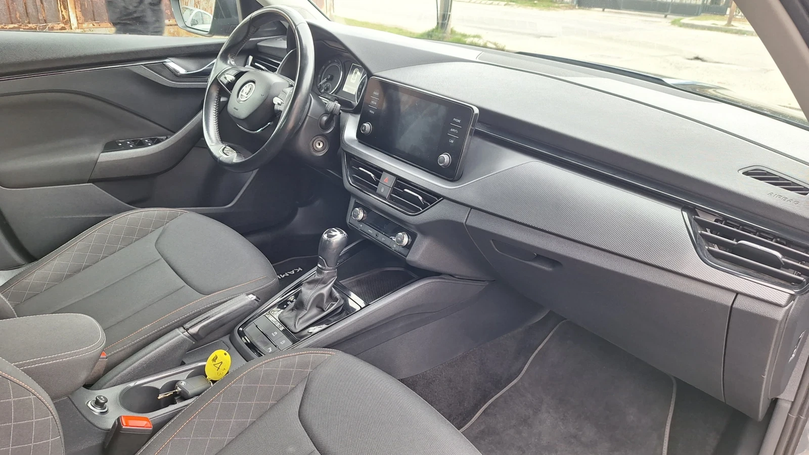 Skoda Kamiq 1.0TSI DSG, снимка 10 - Автомобили и джипове - 55781999