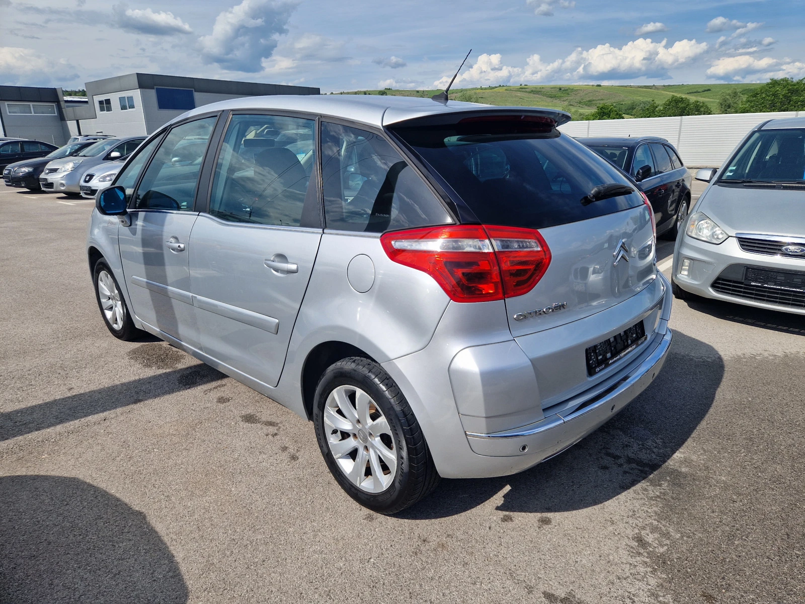 Citroen C4 Picasso 1.6 HDI 2010г. - изображение 4