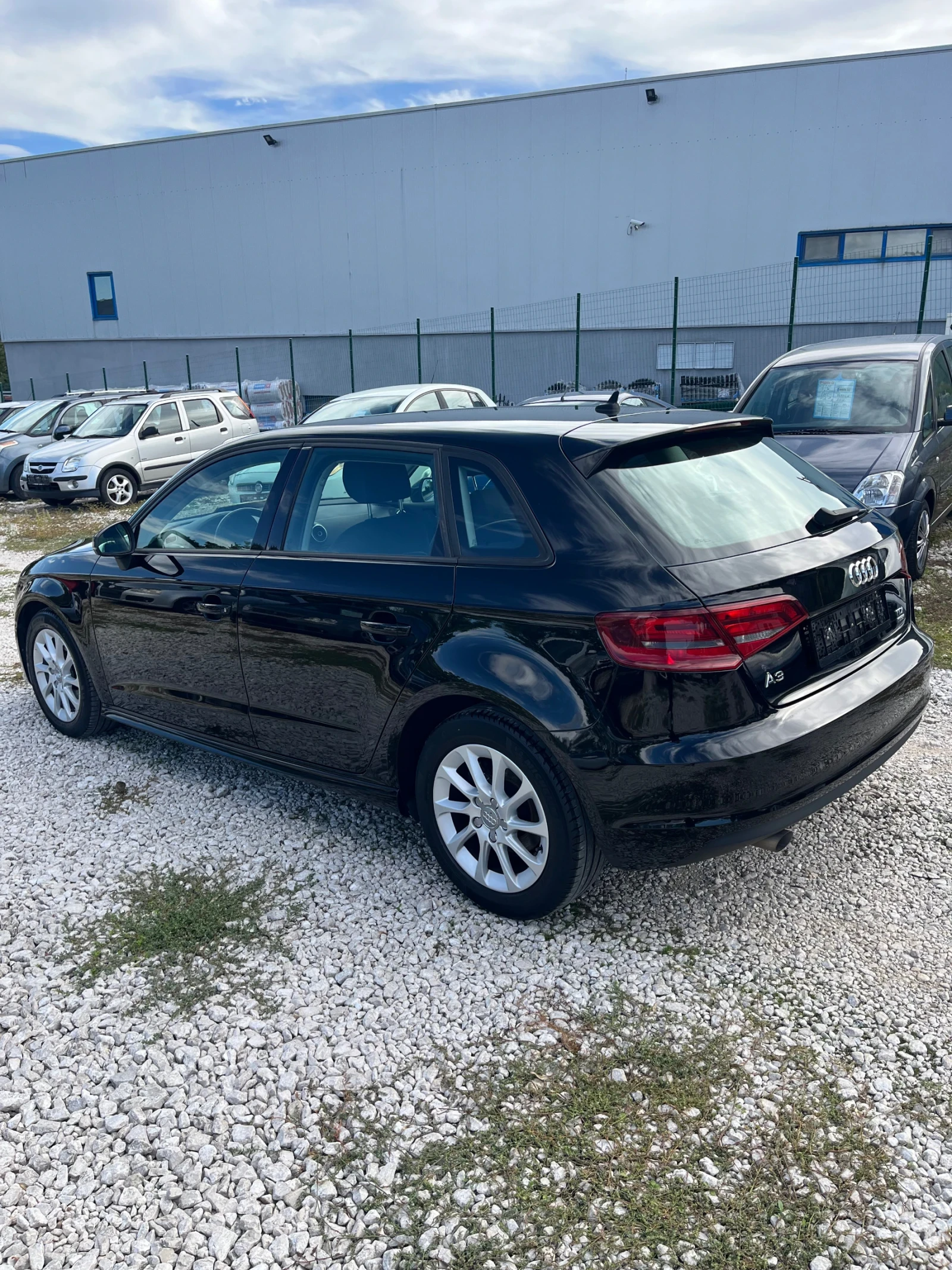 Audi A3 1.6TDI-110-NAVI - изображение 4