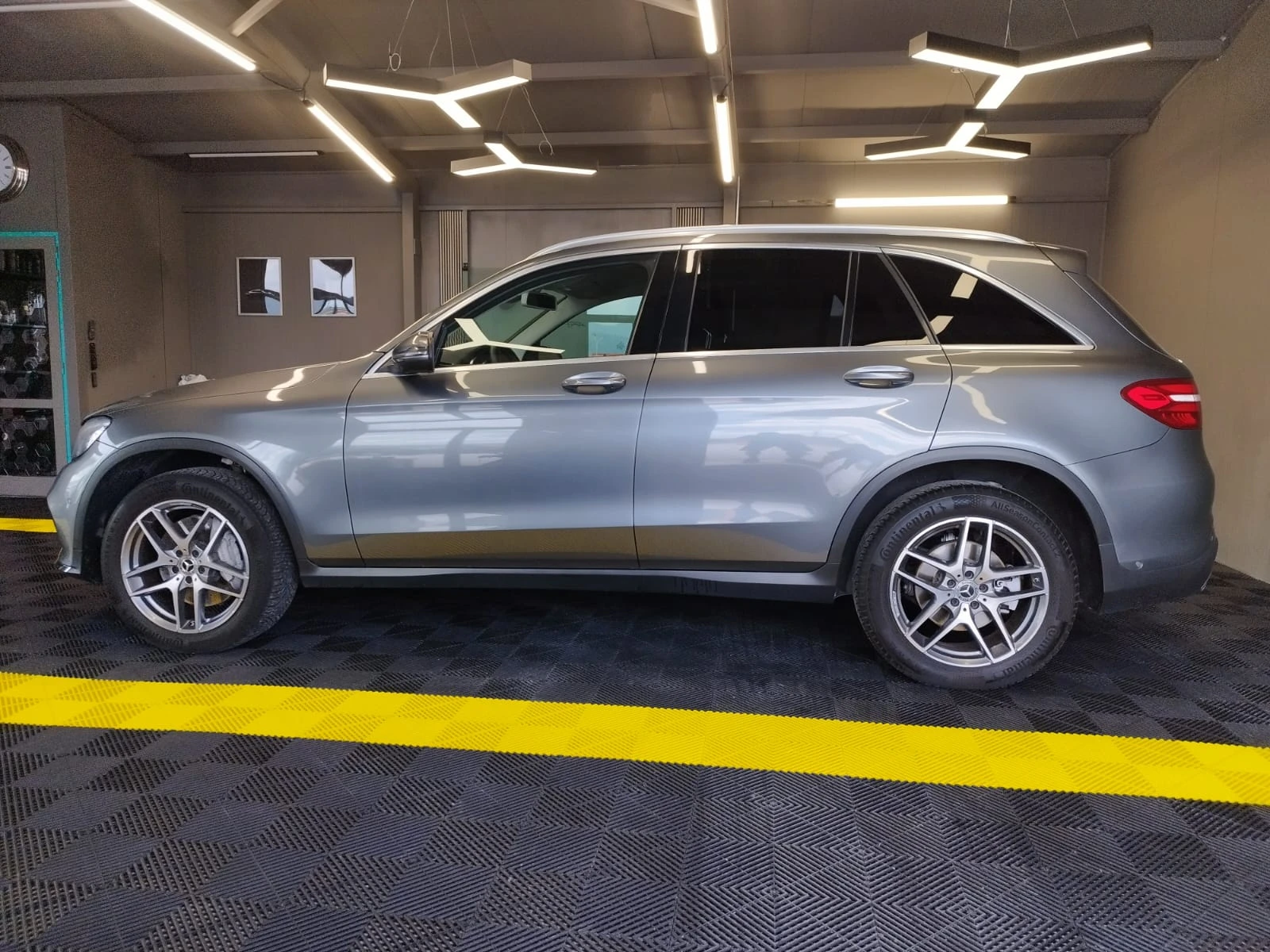 Mercedes-Benz GLC 250 AMG LINE - изображение 3