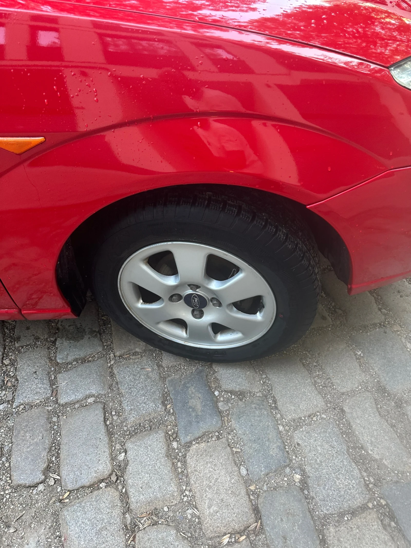 Ford Focus 1.8TDDI Климатик - изображение 10