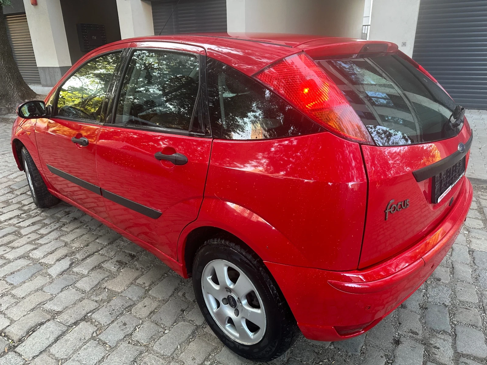 Ford Focus 1.8TDDI Климатик - изображение 3